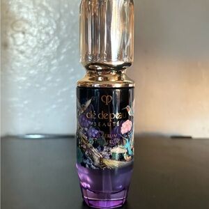 Clé de Peau Beauté The Serum